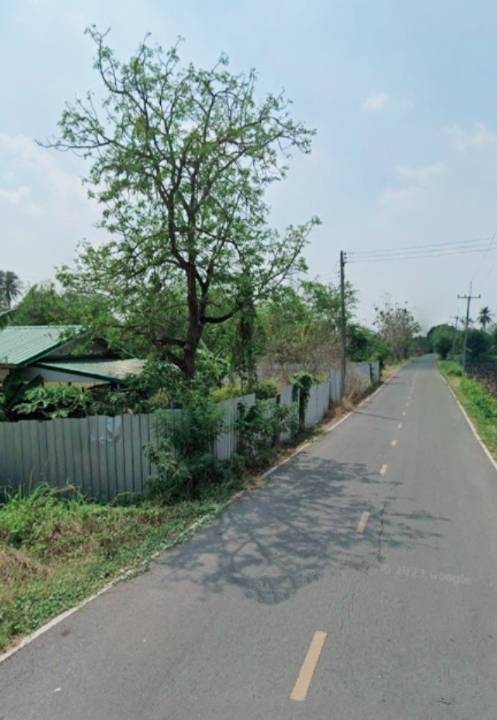 ด่วนขายที่ดิน พร้อมสิ่งปลูกสร้าง ล้อมรั้วแล้ว อ.บ้านหมอ จ.สระบุรีที่ตั้ง : ตำบล หนองบัว อำเภอ บ้านหมอ สระบุรี 18130พิกัด: https://maps.app.goo.gl/pxarZ1Jbee7CJcbs7ขนาดพื้นที่: 2 ไร่ 1 งาน 35 ตรว.รายละเอียดด่วนขายที่ดิน พร้อมบ้านแฝดชั้นเดียว 2 หลัง ติดถนนซอยวัดหนอง ล้อมรั้วแล้ว บรรศยาการดี ร่มเย็นสบาบ บริเวณรอบบ้านมีเพื่อนบ้าน ใก้ลสวนสามอนงค์-สระบุรี ใก้ลอบต.หนองบัวเดินทางสะดวก เข้า-ออก ได้ห