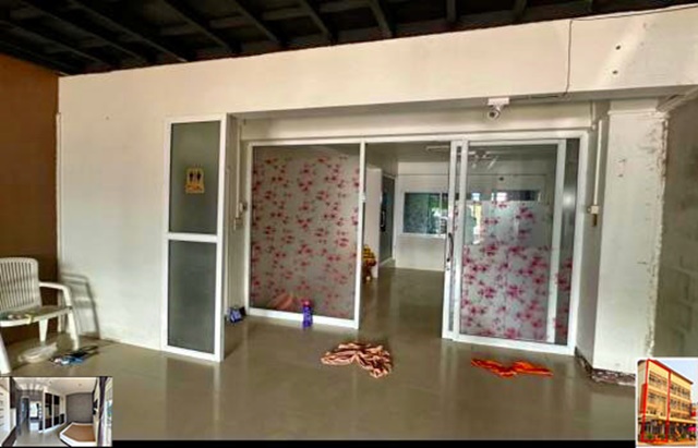 ตลาดศรีนคร มีว่าง 2 หลังติดกันให้เช่าอาคารพาณิชย์ 4 ชั้น  ห้องริม 5นอน 4น้ำ 2จอดรถ เซ็นทรัล นครสวรรค์  20ตรว. 150ตรม. ทำเลดี แหล่งค้าขาย