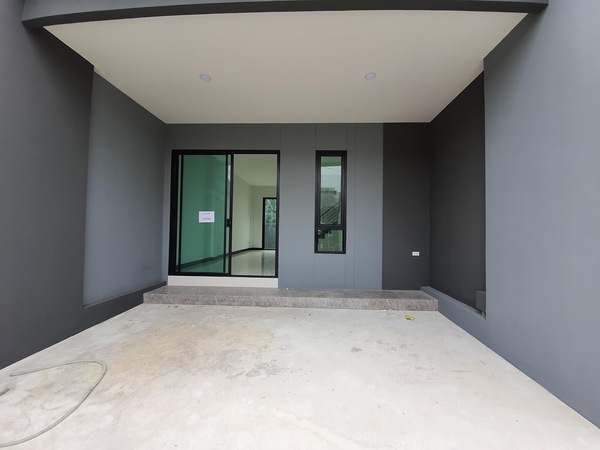 ขาย กลางเมืองราชบุรี ทาวน์โฮม ที่พักอาศัย homeoffice รูปแบบอาคารทันสมัย หลังริม 24 ตารางวา 3 ชั้น 3 ห้องนอน 3 ห้องน้ำ