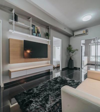 ติดต่อ หลิน 088 598 6998  Line ID: positive.agSALE 2.79 ลบ.*ศุภาลัย มอนเต้ @ เวียงเ ชียงใหม่ ห้องรีโนเวทใหม่ ราคาก็ดี ทำเลก็โดน คุ้มค่า คุ้มราคา คอนโดฯ สูง เหนือระดับ รับวิวขอบฟ้า ตรงข้ามเซ็นทรัล เฟสติวัล เชียงใหม่ . 1 ห้องนอน 1 ห้องน้ำพื้นที่ 46 ตรม. (Studio Room)ชั้น 23 สูง วิวสวย ชุดครัว & เฟอร์นิเจอร์ ลากกระเป๋าพร้อมเข้าอยู่.สิ่งอำนวยความสะดวกสวนหย่อมสระว่ายน้ำฟิตเนสซาวน่าดาดฟ้า ชั้น 32 มีห้องประชุ