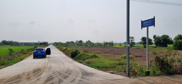 ที่ดินสวย ทำเลดี คลอง10 หนองเสือ ใกล้เทศบาล ติดถนนคอนกรีต กว้าง 12 เมตร