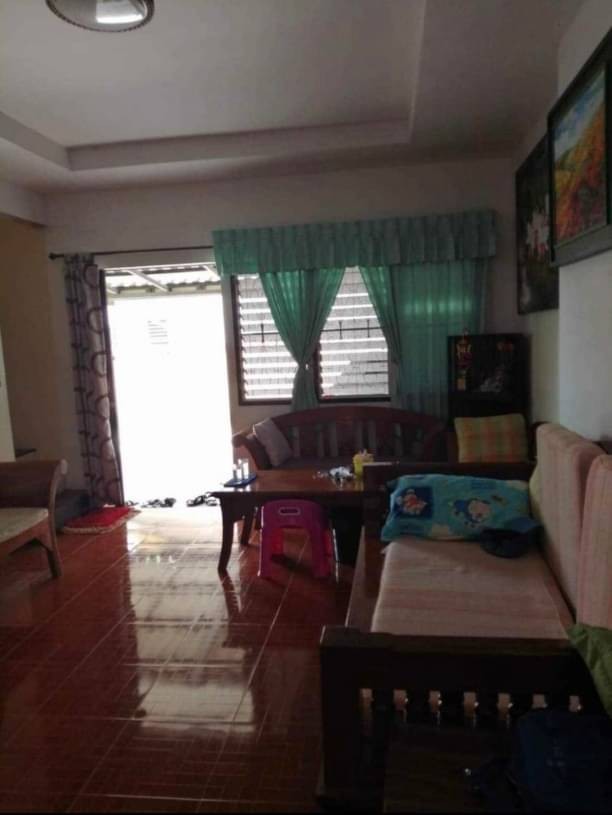 ขายต่ำกว่าราคาประเมิน 2.7 ล้าน 55 ตรว. บ้าน 2 ชั้น 6 นอน 5 น้ำ ทำเลดี ในเมืองเชียงใหม่ เดินทางเข้า-ออก สะดวก ใกล้เซ็นทรัลเฟสติวัล