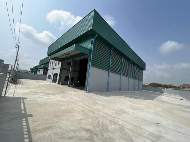 POR4090 ให้เช่า โกดัง พร้อมสำนักงาน  เนื้อที่ 1 ไร่ พื้นที่รวม 1690 ตร.ม พื้นที่โกดัง 650 ตรม. ซอยบางปลา 2 เทพารักษ์ สมุทรปราการ