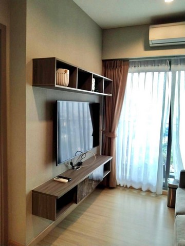 Whizdom Connect, clean, safe, beautiful view, 19th floor, BTS Punnawithi.***Service for selling/renting houses, condos and giving advice. If interested, contact at any time***Interested in additional details or pictures or making an appointment to see the room?You can contact Ekachai (Aui).T. 089-799-5598Line ID: @auiauiaui001 (add @ in front) (Agent Post)-------------------------------------------------- ------------Room type: 1 bedroom, 1 bathroomSize 30 sq m., 19th floorNew, clean room, beautifully decorated, ready to move in.details-------------------------------------------------- ------------Rental price: 18,000 baht per month-------------------------------------------------- ------------* furniture- wardrobe- Built-in kitchen- Bed with mattress- Sofa-------------------------------------------------- ------------*Nearby important places (Based on information from Google Map)1. Big C2. Tesco Lotus3. BTS Punnawithi4. True Digital Park------------------------------------------------