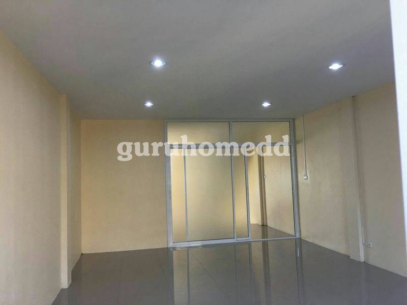 ghd000226R ให้เช่า โฮมออฟฟิศ 4 ชั้นครึ่ง ซอยลาซาล 58 บางนา​ กทม ใกล้รถไฟฟ้าศรีลาซาล