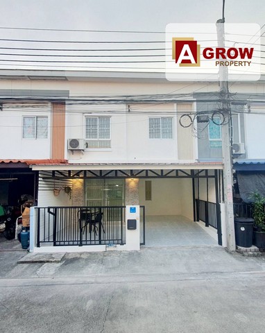 ม.พฤกษา 74/3.  ซ.ทรัพบุญชัย  บ้านรีโนเวทใหม่พร้อมอยู่ ที่ตั้ง : ตำบลบางเมือง อำเภอเมืองสมุทรปราการ สมุทรปราการ 10270 รหัสทรัพย์ : AGT00447ราคา 2,050,000 ฟรีโอน รายละเอียด : - ทาวน์เฮ้าส์ 2 ชั้น - เนื้อที่  17 วา- 3 ห้องนอน- 2 ห้องน้ำ- จอดรถ 2 คัน **แถมฟรี**- ฟรีปั้มน้ำ- ฟรีแอร 1 เครื่องจุดเด่น :- บ้านรีโนเวทใหม่พร้อมเข้าอยู่ ทำใหม่ทั้งหมด หลังคาหน้าบ้านใหม่ ทำสีใหม่ ปุกระเบื้องใหม่ ทำห้องครัวใหม