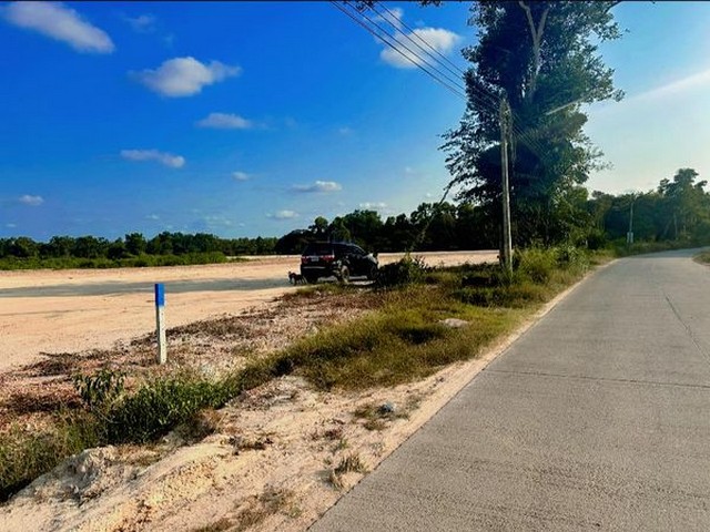 ที่ดินปรับถมแล้วไร่ละ7แสน5 พิกัด ต.ทุ่งควายกิน อ.แกลง จ.ระยอง