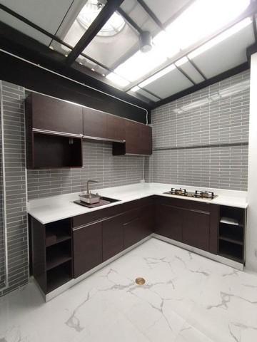 โอกาสทอง!  เช่า/ซื้อ โฮมออฟฟิศ 3.5 ชั้น ย่านลาดพร้าว ใจกลางเมือง ใกล้รถไฟฟ้า