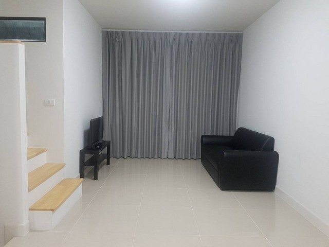 ให้เช่าทาวน์โฮม 2 ชั้น ม.พลีโน่ สุขสวัสดิ์ - ประชาอุทิศ 60 พร้อมเฟอร์ฯ