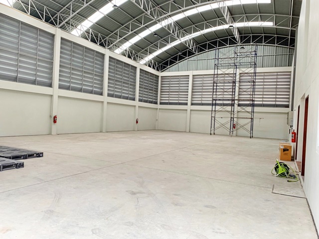 จุดกระจายสินค้า 2ออฟฟิศ 4น้ำ ให้เช่าโกดัง-พร้อมออฟฟิศ 2 ชั้น ทำเลดี 300ตรว.1,200ตรม.เซ็นทรัล ศาลายา 2แอร์ ไฟฟ้า 3เฟส