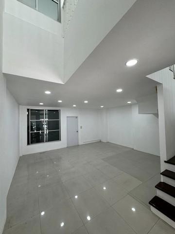 POR4097 ขาย ให้เช่า หมู่บ้านกลางเมือง ลาดพร้าว-โยธินพัฒนา ใกล้เซ็นทรัลอีสต์วิลล์ ใกล้ Crystal Park เลียบด่วน ประดิษฐ์มนูธรรม 19 เขตลาดพร้าว