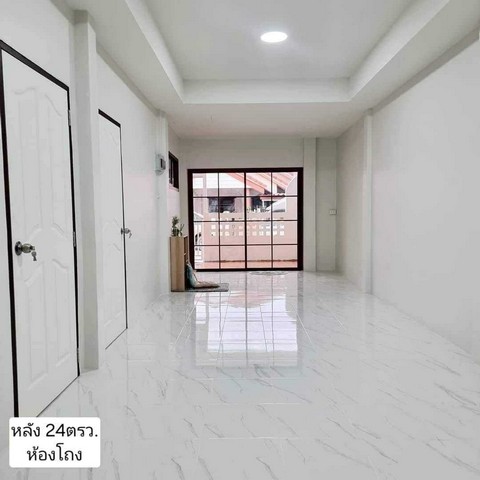 ปล่อยเช่าทาวน์เฮ้าส์หลังแหลมทอง ระยอง  บ้านเปล่าไม่มีเฟอร์นิเจอร์นะคะ