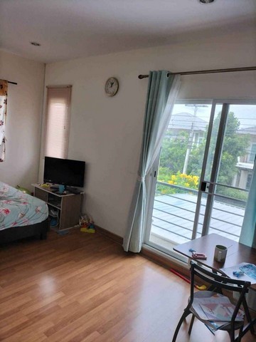 ให้เช่าบ้านเดี่ยวใกล้จุดขึ้นทางด่วน "ศรีสมาน"โครงการติดถนนใหญ่ 2 ชั้น  มบ.ภัสสร26 ถนน345 เมืองปทุมธานี