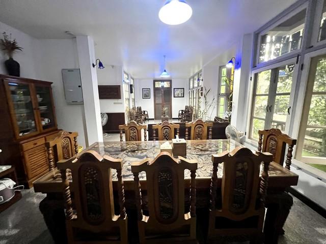 ให้เช่าบ้านเดี่ยว 3 ชั้น  ลาซาล 71 ซอยบางนาตราด 40 ใกล้เซ็นทรัลบางนา BTS ศรีลาซาล เนื้อที่ 63 ตร.วา พื้นที่ใช้สอย 300 กว่าตารางเมตร