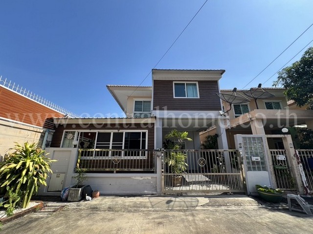 รหัสทรัพย์  4853บ้านเดี่ยว บ้านปรีชา ราม 3 – ถนนราษฎร์พัฒนา หลังริม ซอยมิสทีนที่ตั้ง : ถนนรามคำแหง  แขวงราษฏร์พัฒนา เขตสะพานสูง กรุงเทพมหานคร 10240รายละเอียดทรัพย์-  ขนาดเนื้อที่ 38.3 ตารางวา, ขนาดพื้นที่ใช้สอย 153.2 ตารางเมตร- 2 ห้องนอน, 2 ห้องน้ำ, 1 ห้องนั่งเล่น, 1 ห้องครัว 2จอดทำเลใกล้เคียง- ห้างแฟชั่นไอส์แลนด์, ห้างเดอะมอลล์บางกะปิ - ห้างบิ๊กซี,โลตัส,เซเว่น,ตลาดสด - สวนสยาม อเม