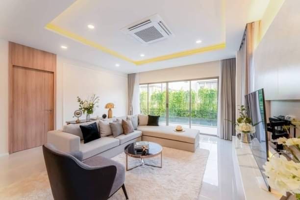 โซนแม่ริม 26.6 ล้าน พูลวิลล่าสร้างใหม่ 107.46 ตรว. 5 นอน 5 น้ำ สไตล์ลักชัวรี่ พร้อมดาดฟ้า และสระว่ายส่วนตัว เข้าเมืองเพียง 20 นาทีเท่านั้น