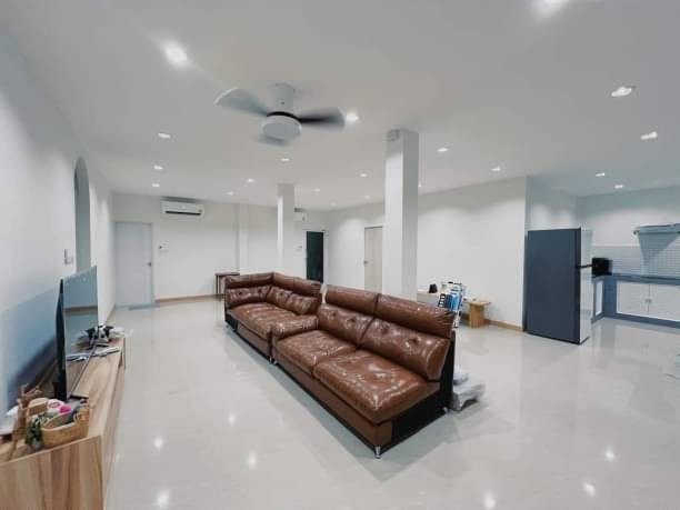 พูลวิลล่าสวย ทำเลดี 8.9 ล้าน 186 ตรว. 4 นอน 6 น้ำ แม่เหียะ ซื้อลงทุนปล่อยเช่ารายวัน รายเดือนได้ บรรยากาศดี เงียบสงบ เข้าเมืองเพียง 10 นาที