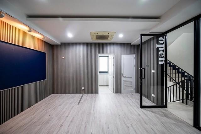 EPL-BR0147 ขายอาคารสำนักงาน 5 ชั้น ย่านพัฒนาการ มีลิฟท์ เนื้อที่ดิน 70 ตรว. พื้นที่ใช้สอย 500 ตร.ม.จอดรถได้ 4 คันหน้าอาคาร