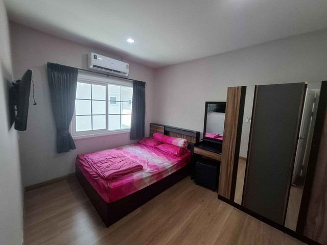 ให้เช่าบ้าน 4 ห้องนอน มีห้องนอนชั้นล่าง รองรับผู้สูงอายุ โครงการ Golden Neo 2 ลาดพร้าว-เกษตรนวมินทร์