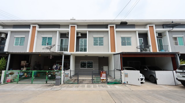 ขายทาวน์โฮมโครงการ  THE PLENO ศรีนครินทร์ บางพลี สมุทรปราการ AN 3799