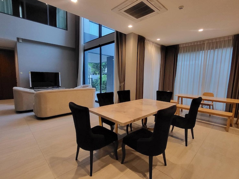 BH2800 ด่วนให้เช่า The Gentry พัฒนาการ 2 วิลล่าหรูโครงการใหม่ บ้านใกล้ clubhouse  วิวสระว่ายน้ำ โครงการอยู่ใจกลางเมือง