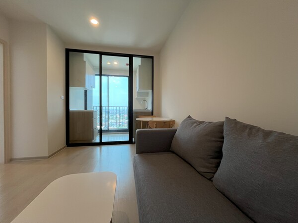 ขายคอนโด นิว โนเบิล แจ้งวัฒนะ (Nue Noble Chaengwattana) ใกล้สถานีรถไฟฟ้าสายสีชมพู 20 เมตร