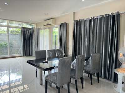 บ้านเดี่ยวคาซ่า เลเจ้นด์ ราชพฤกษ์-ปิ่นเกล้าให้เช่า 4 ห้องนอน บ้านหลังมุม Fully Furnished พร้อมอยู่