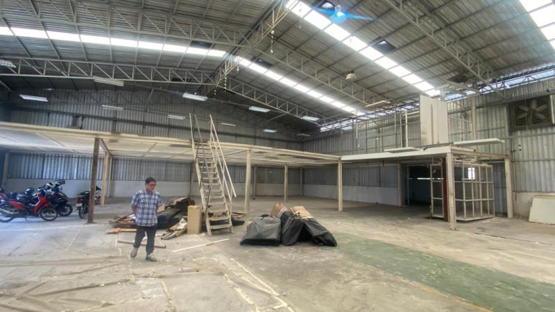 CH1005 ให้เช่าโรงงาน โกดัง 1,000 - 1,400 ตรม. ย่านคลองข่อย ลำโพ ถนน 345 ปทุมธานี