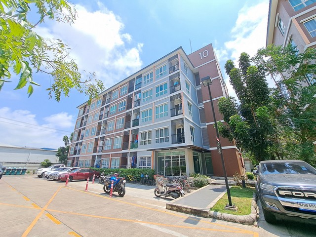 รายละเอียดเพิ่มเติม Code ID : AR 1920 ขาย   978,500   บาท- พื้นที่ใช้สอย :  25.1 ตารางเมตร - จำนวนห้อง :1 ห้องนอน 1 ห้องน้ำ  พิกัดทรัพย์ :   https://maps.app.goo.gl/GzfMgm7ryoCyDgnW6 สถานที่ใกล้เคียง  -ใกล้Central Plaza Bangna/บิ๊กซี/อิมพีเรียลสำโรง สอบถามเพิ่มเติม/นัดชมโทร. 097-419-5982(พลอย)โทร. 096-932-4624(ออมสิน)Line : @panaya (มี@ด้านหน้า)ปรึกษาสินเชื่อฟรี One Stop Service ดูแลตั้งแต่ต้นจนจบบริษัท ปณยาคิดดี จำกัด