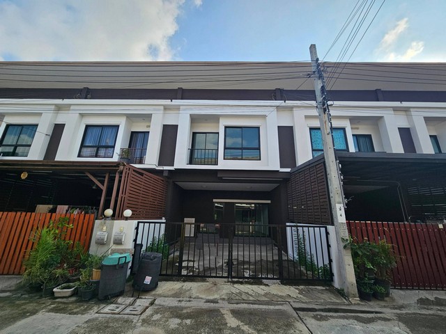 ขายทาวน์โฮมโครงการ ธัญดา พลัส (วงแหวนฯ-เทพารักษ์)  บางพลี จ.สมุทรปราการ AV 2533