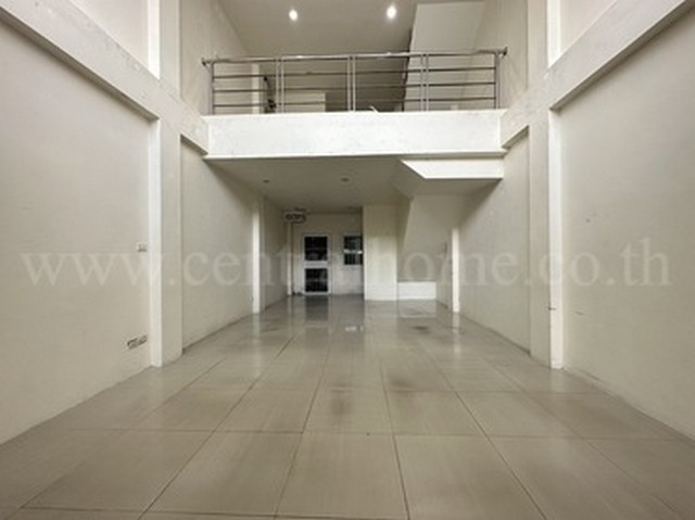 P1อาคารพาณิชย์ 3 ชั้น ติดถนนนวมินทร์ ใกล้ ตลาดปัฐวิกรณ์