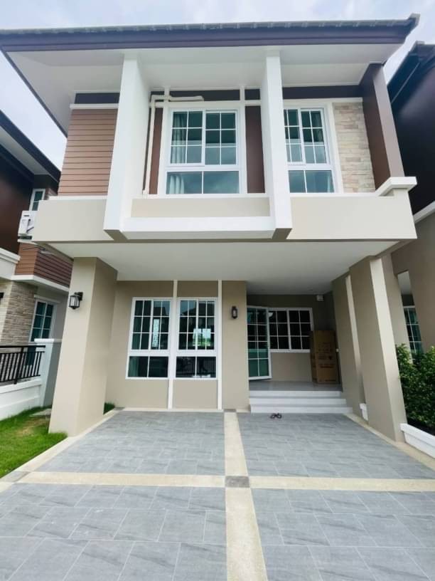 บ้านใหม่ให้เช่า 33,000 บาท/เดือน กุลพันธ์วิลล์ 9 ใกล้โรงเรียนนานาชาติลานนา เฟอร์นิเจอร์และเครื่องใช้ไฟฟ้าครบ หิ้วกระเป๋าเข้าอยู่ได้เลย