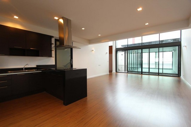 POR4128 ให้เช่า เดอะ เพนตัส รัชดา-พระราม 9 สไตล์โมเดิร์น ลอฟท์  THE PENTAS ซอยสหการประมูล ถนนประชาอุทิศ 