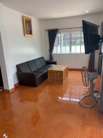 ขายบ้านเดี่ยว 2 ชั้น ชุมชนสระสองห้อง หลังพระราชวังจันทน์ ใกล้ค่ายสมเด็จพระนเรศวรมหาราช ต.ในเมือง อ.เมือง จ.พิษณุโลก