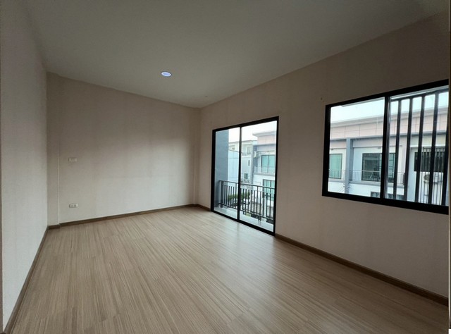 ขาย ซิตี้ลิงค์ พระราม 9 (วงแหวนรอบนอก) ต.สะพานสูง อ.สะพานสูง จ.กรุงเทพมหานคร  PSC00817