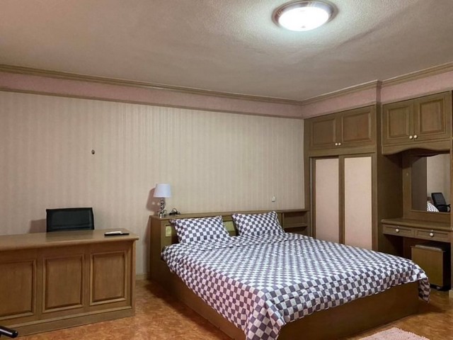 ชมดอยคอนโด ตึกกลม  ขายพร้อมผู้เช่า                   