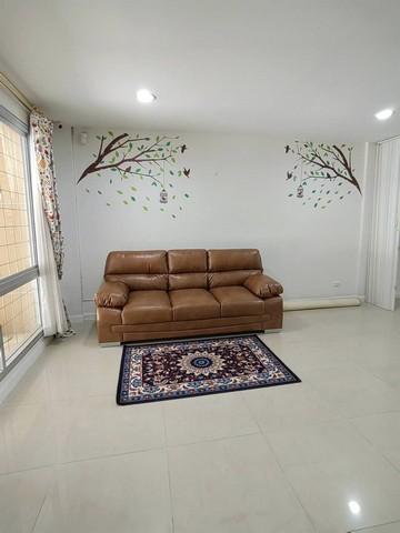 ให้เช่าทาวเฮ้าส์ 3 ชั้น โครงการ Plus City Park (ศรินครินทร์ สวนหลวง) พร้อมอยู่ เดินทางสะดวก