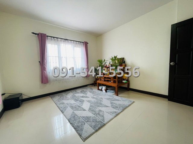 ขายบ้านเดี่ยว 2 ชั้น ม.เคซี เนเชอรัลวิลล์ ร่มเกล้า ขนาด 67 ตรว 3นอน 3น้ำ ต่อเติมทั้งด้านหน้าและด้านหลัง ประตูรั้วบ้านเป็นแบบรีโมท