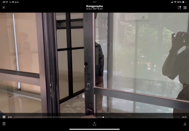 พื้นที่ให้เช่า 72 ตารางเมตร พร้อมที่จอดรถ 2 คัน  อยู่กลางแหล่งความเจริญ ทาวน์อินทาวน์ 11