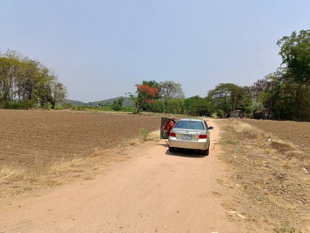 ขายที่ดินเปล่าราคาถูก ติดถนน พื้นที่สีเหลือง ต.ร้องวัวแดง อ.สันกำแพง จ. เชียงใหม่