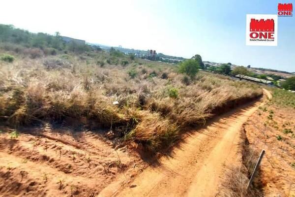 ขายที่ดินแปลงสวย บ่อวิน ศรีราชา ชลบุรี ราคาดีที่สุดในย่านนี้ถูกมากๆ เนื้อที่ 13 ไร่ 10.2 ตารางวา อยู่บนเนินสูงทิวทัศน์สวย มองเห็นได้รอบทิศ