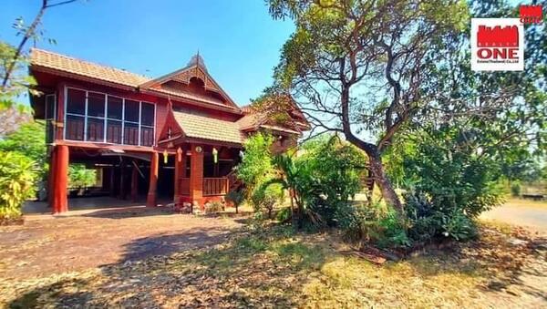  ขายบ้านทรงไทยล้านนาประยุกต์พร้อมที่ดิน 5 ไร่ 279 ตารางวา ติดถนนสาย1014 ตำบลผึ้งรวง อำเภอเฉลิมพระเกียรติ จังหวัดสระบุรี 