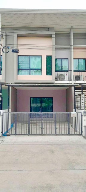 ซิตี้ หน้าบ้านไม่ชนเพื่อนบ้าน ให้เช่า ทาวน์โฮม  20 ตรว. รร.สารสาสน์วิเทศศึกษา ประชาอุทิศ90 แอร์ 3  13,499 บาท-เดือน  2นอน 3น้ำIn front of the house not have neighbors Townhome for rent 20 sq.wa. City PrachaUthit 90 3A/C 13,499 baht-month 2bed 3bath Sarasas Inter Suksa Sch.ถนนประชาอุทิศ 90 ถนน วัดคลองสวน แขวงทุ่งครุ เขตทุ่งครุ กรุงเทพมหานคร 10140 ตำบล ในคลองบางปลากด อำเภอพระสมุทรเจดีย์ สมุทรปราการ 10290 ทาวน์โฮม 2  ชั้น  2ห้องนอน  3ห้องน้ำหันหน้าทิศ : เหนือเฟอร์นิเจอร์ : เครื่