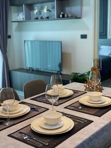 ดีคอนโด ริน วิวสระว่ายน้ำ วิวภูเขา เฟอร์ครบ