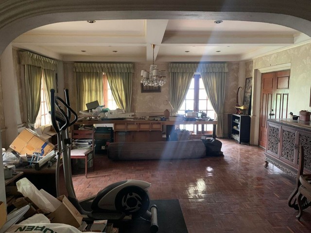 BS1356ขายที่ดินพร้อมอาคาร 4 ชั้น เนื้อที่ 200 ตรว.ซอย รามคำแหง 21 ใกล้บิกซีหัวหมาก เดินทางสะดวก