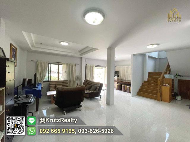 ขายด่วน ขายบ้านพร้อมที่ดิน 255 ตร.ว. 3 ห้องน้ำ 3 ห้องน้ำ ใกล้ตลาดแม่คือ ต.ตลาดใหญ่ อ.ดอยสะเก็ด จ.เชีบงใหม่