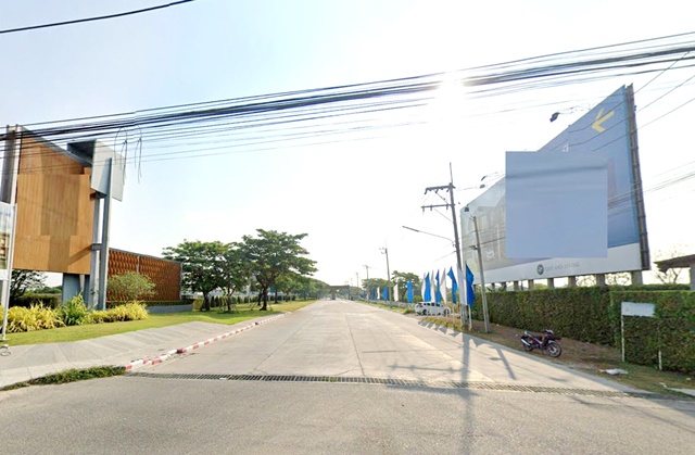 นิคมฯอมตะนคร ใหม่เอี่ยม ให้เช่าบ้าน 2 ชั้น 15ตรว. 128ตรม. สี่แยกพานทอง ชลบุรีเฟส10 2นอน 2น้ำ 1แอร์ 1จอดรถ เดินทางสะดวก ตลาดรัตนากรอมตะ 