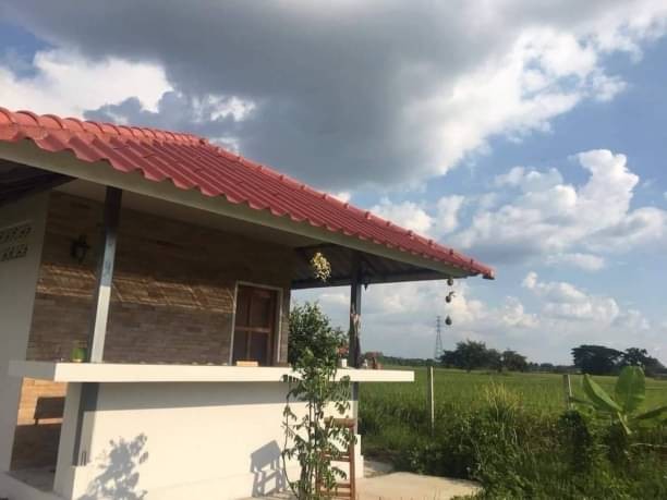 7.5​ ล.​ เหมาหมดทั้งบ้าน และบ่อปลา​ 1​ ไร่​ 200​ ตรว. โซนแม่ริม​ บ้านสวนพร้อมบ่อปลา บรรยากาศร่มรื่น เย็นสบาย