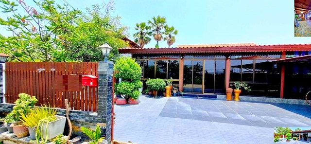 ฟิวเจอร์พาร์ครังสิต ทำเลดี ตลาดพูนทรัพย์ ให้เช่าบ้านเดี่ยว 2 ชั้น 81ตรว. 325ตรม. 24,999B-M ใหญและกว้างมาก 4นอน 3น้ำ 2แอร์ 3จอดรถ Future Park Rangsit 2-story detached house for rent 81sq.wa. 325sq.m. 24,999B-M big and very spacious 4bed 3bath 2A/C 3parking good location Phunsap Market.ติวานนท์ บางกะดีสายในซ.บางกะดี ถนนรังสิต-ปทุมธานี ตำบลบ้านกลาง อำเภอเมืองปทุมธานี ปทุมธานี 1200081ตรว.                               81sq.wa.325ตรม.                                         325sq.m.4 ห้องนอน3 ห้องน้ำ1 ห้องรับแขก2 ห้องครัว3 จอดรถ2 แอร์2 เครื่