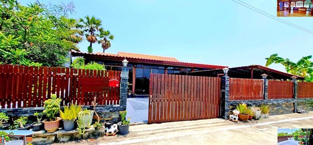 ทำเลดี ตลาดพูนทรัพย์ ให้เช่าบ้านเดี่ยว 2 ชั้น ฟิวเจอร์พาร์ครังสิต 4นอน 3น้ำ 2แอร์ 3จอดรถ 80ตรว. 325ตรม. 24,998B-M ใหญ่และกว้างมาก2-story detached house for rent Future Park Rangsit 4bed 3bath 2A/C 3parking good location Poonsap Market 80sq.wa. 325sq.m. 24,998B-M big and very spacious.บางกะดีสายใน ติวานนท์ซ.บางกะดี ถนนรังสิต-ปทุมธานี ตำบลบ้านกลาง อำเภอเมืองปทุมธานี ปทุมธานี 1200080ตรว.                               80sq.wa.325ตรม.                                         325sq.m.                  4 ห้องนอน3 ห้องน้ำ1 ห้องรับแขก2 ห้องครัว3 จอดรถ2 แอร